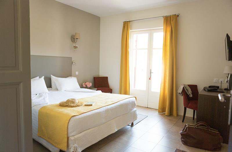 Hotellerie Du Domaine De Cabasse Сегюре Экстерьер фото